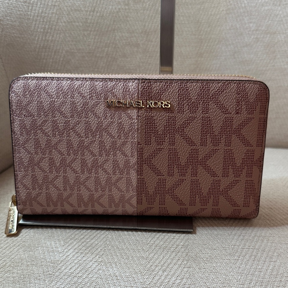 Michael Kors Two-Tone Mauve Logo Zip-Around Wallet